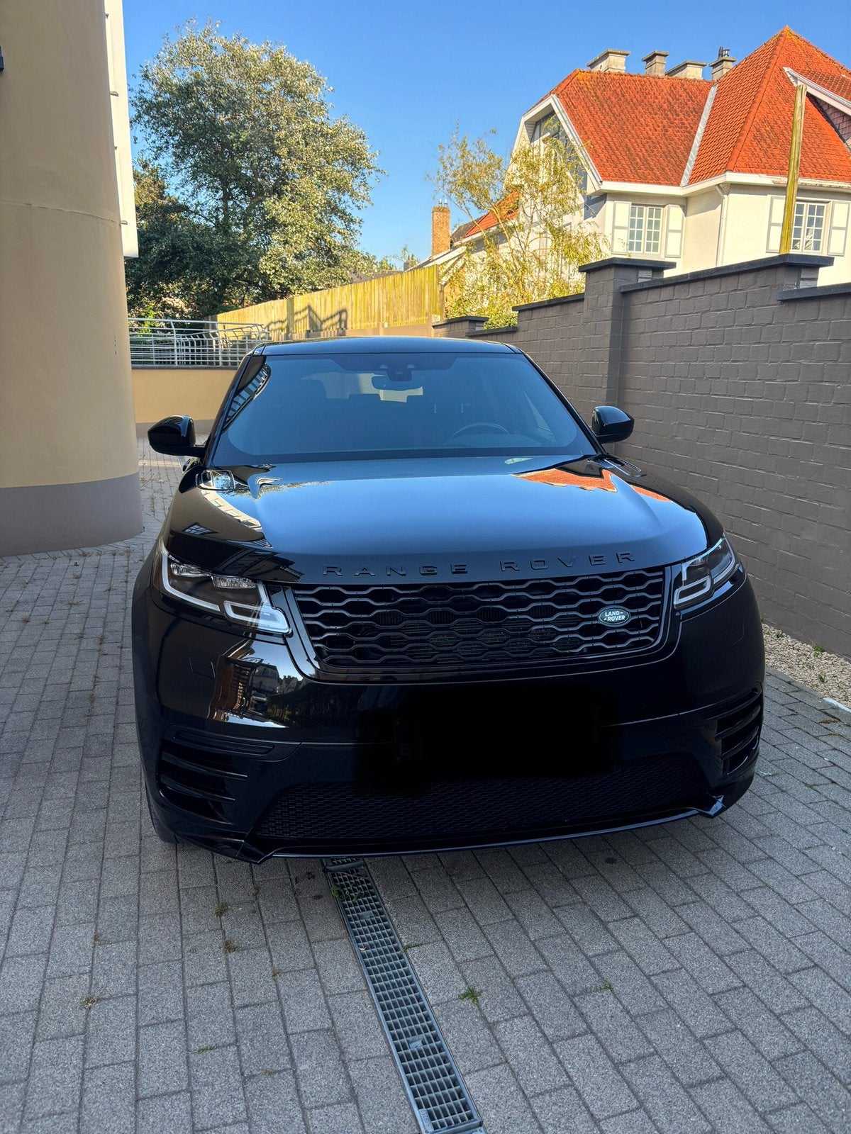 Range Rover Velar Diesel 2.0 L zwart R dynamics D180 Pano, Autos, Cuir, Range Rover Velar, Noir, 1900 kg