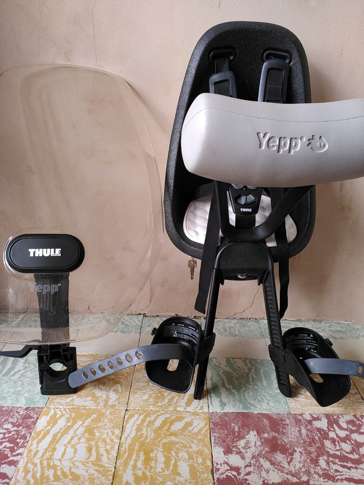Yepp mini fietsstoel (wit), Fietsen en Brommers, Fietsaccessoires | Fietsstoeltjes, Ophalen