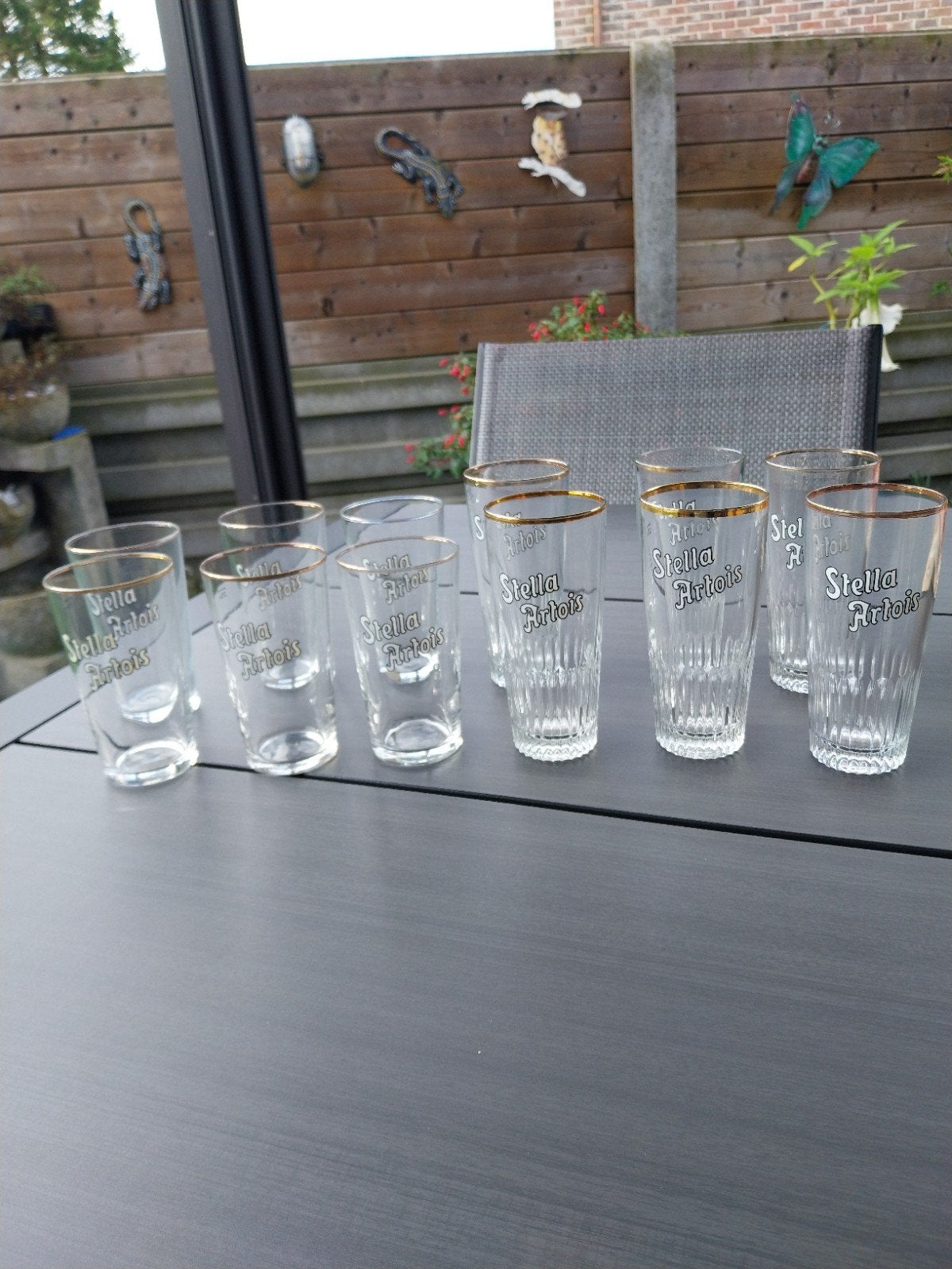 12 stella pinten, 6 boerkes en 6 geribbelde., Enlèvement, Utilisé
