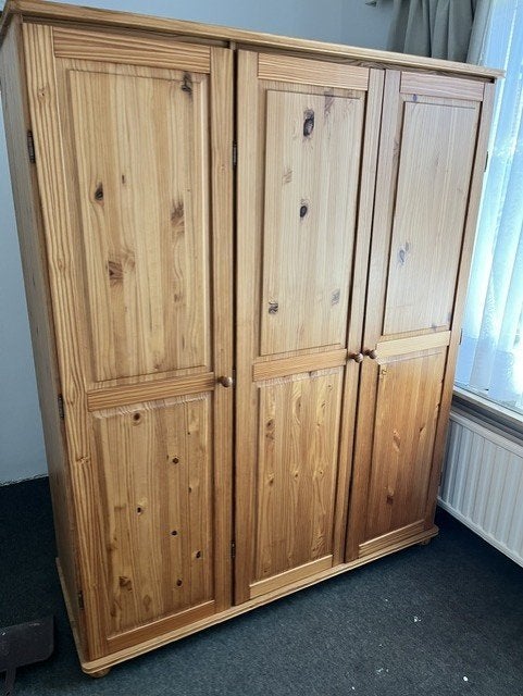 Grenen kleerkast, Ophalen, 100 tot 150 cm, 50 tot 75 cm, Gebruikt