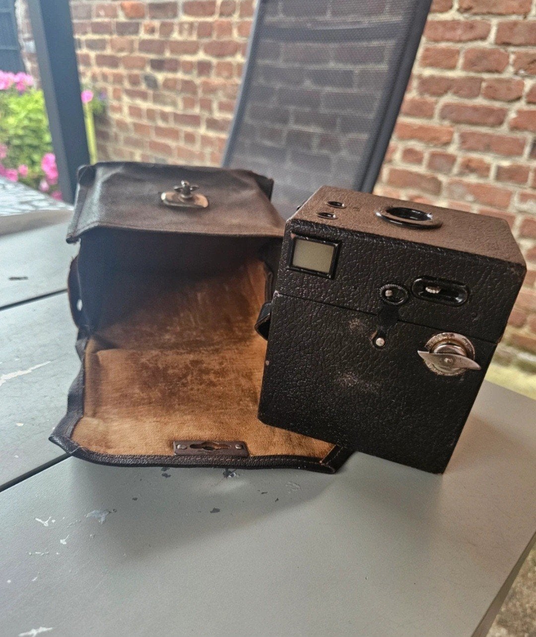 Antieke boxcamera (ca. 1920) met originele lederen draagtas, Enlèvement ou Envoi