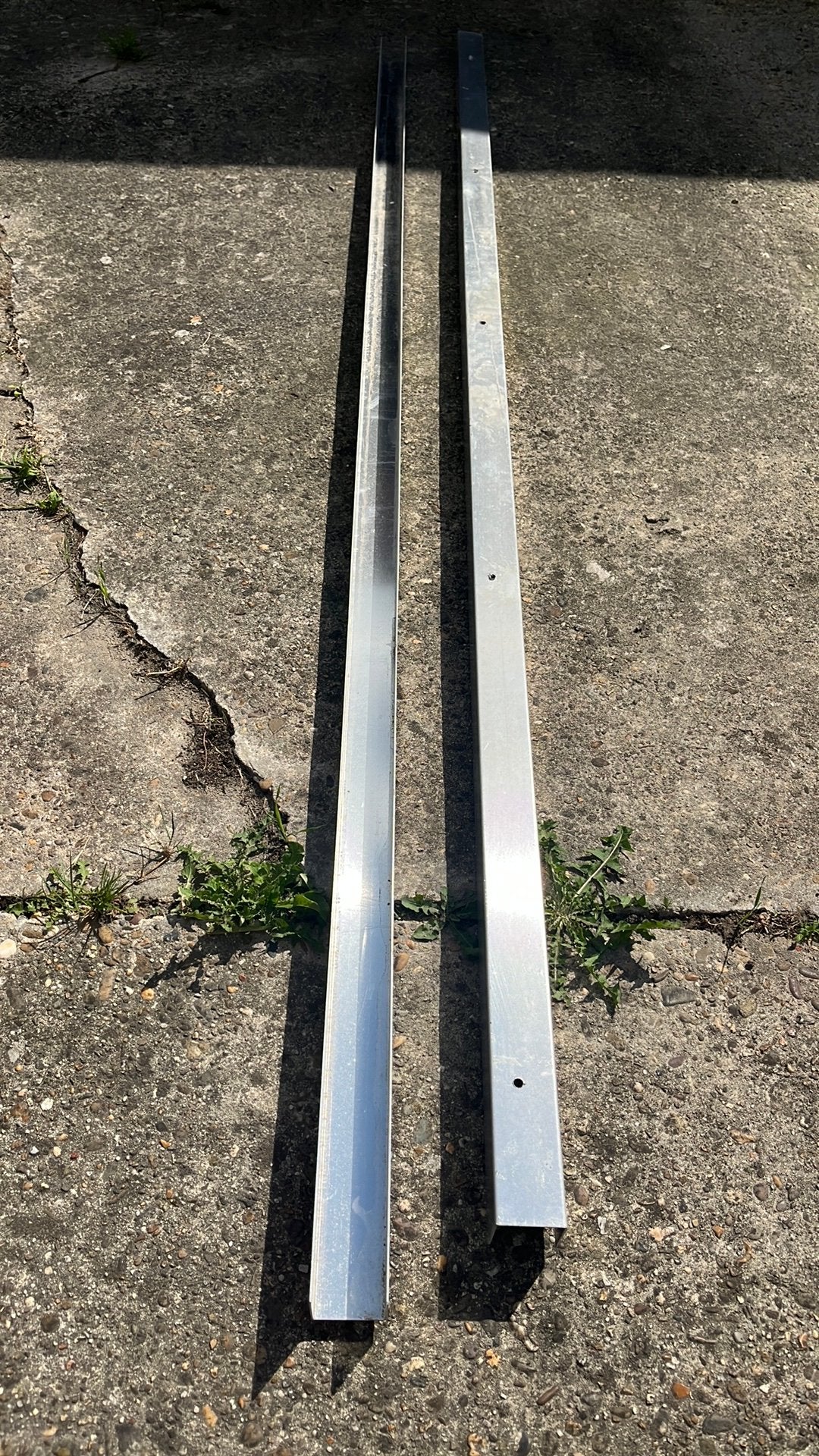 2 aluminium U profielen 2m25 lengte en 5cm breedte, Bricolage & Construction, Métaux, Enlèvement, Comme neuf, Aluminium