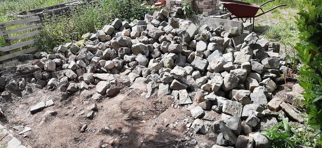 Grijze porfierstenen in verschillende maten.FREE, Tuin en Terras, Grind, Keien en Split, Ophalen, Nieuw, Grijs, Kei