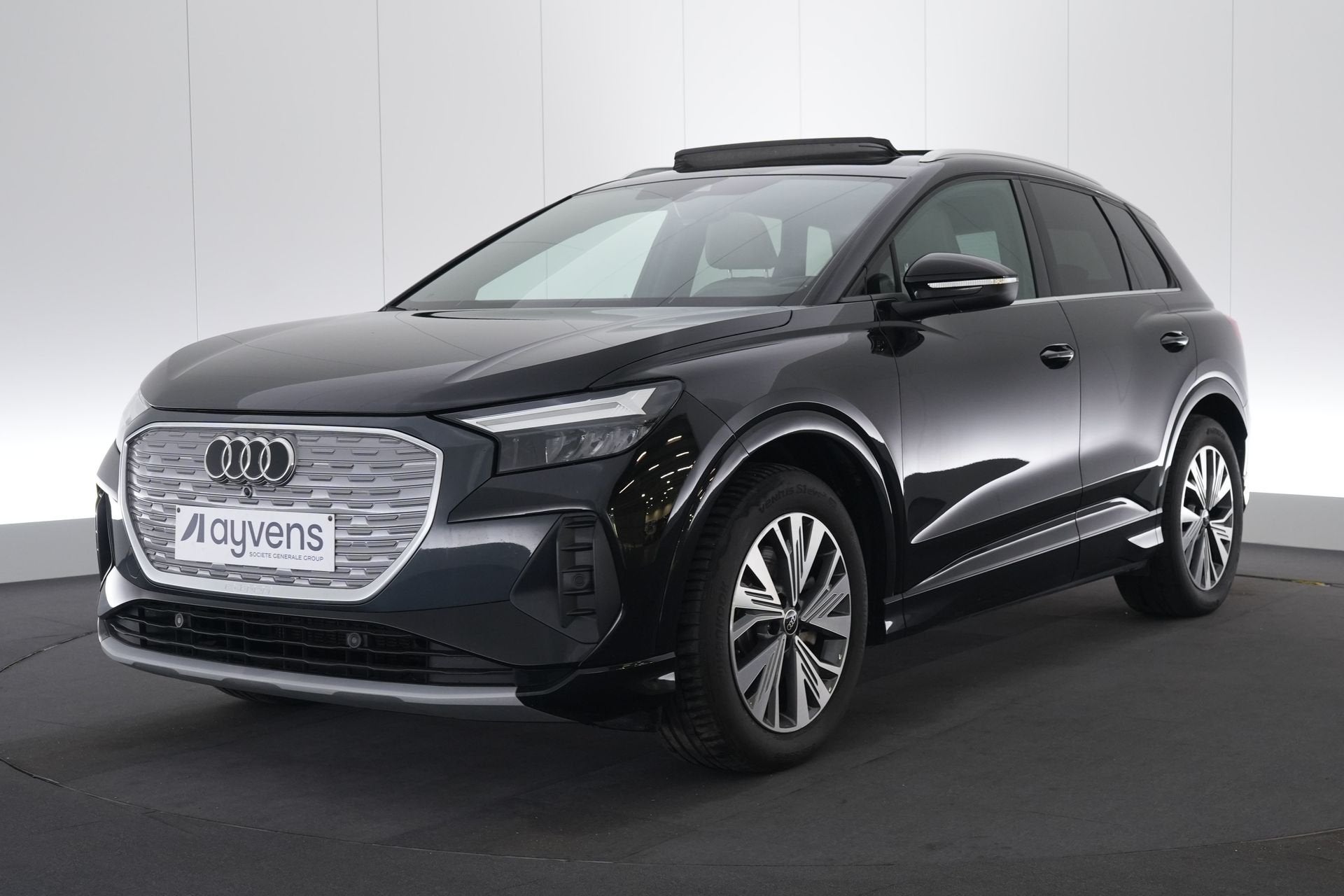 (2FFC716) AUDI Q4 E-TRON, Autos, Autres modèles, Achat, Phares entièrement LED, Entreprise