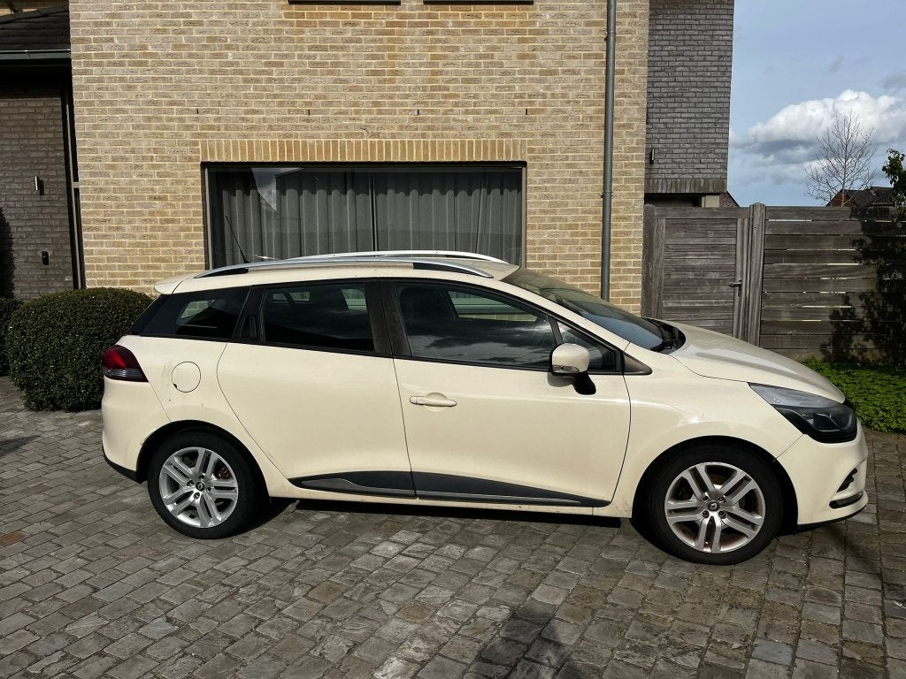 Renault Clio Grandtour 0.9 TCe 90 pk – 2017 – 53.525 km, Auto's, Voorwielaandrijving, 898 cc, Stof, Beige