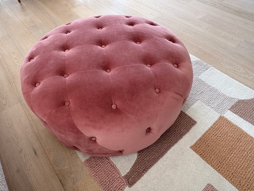 Roze ronde poef, Ophalen, Gebruikt, Rond, 100 tot 125 cm