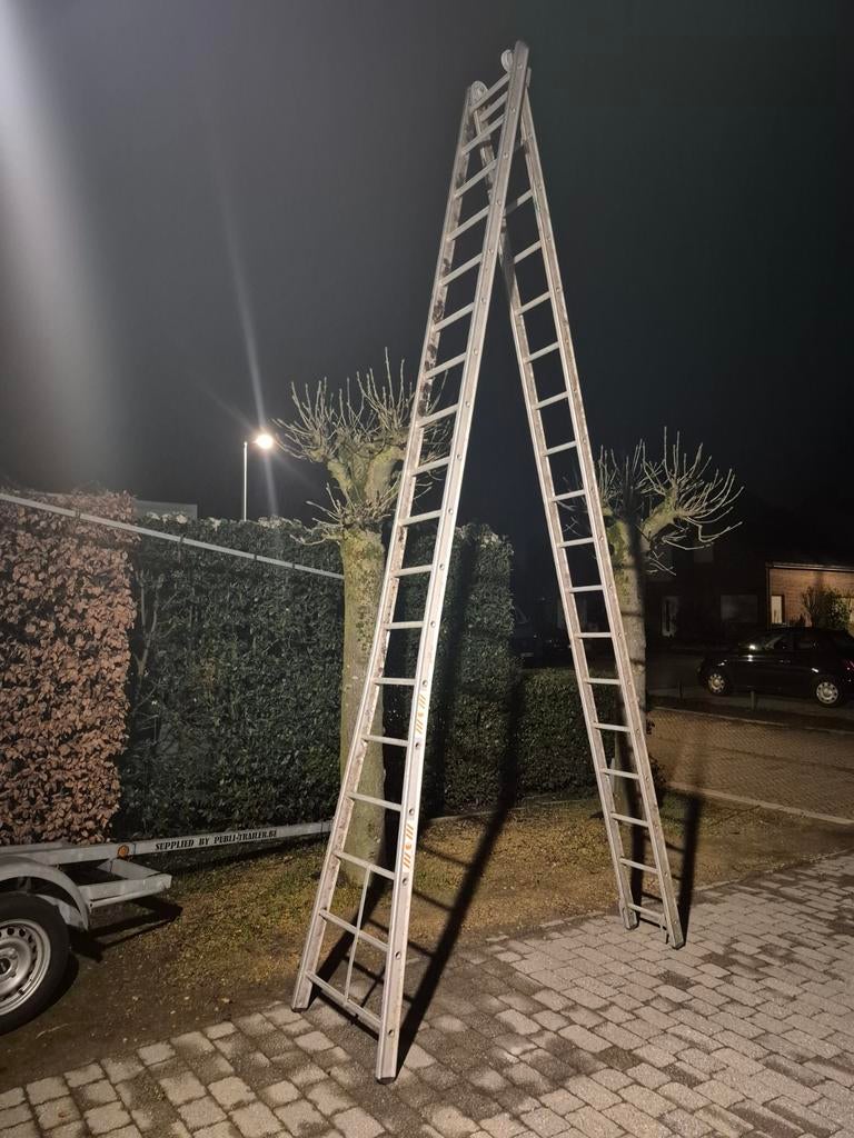 Aluminium ladder 2 delen van 4.5m, Ophalen, Ladder