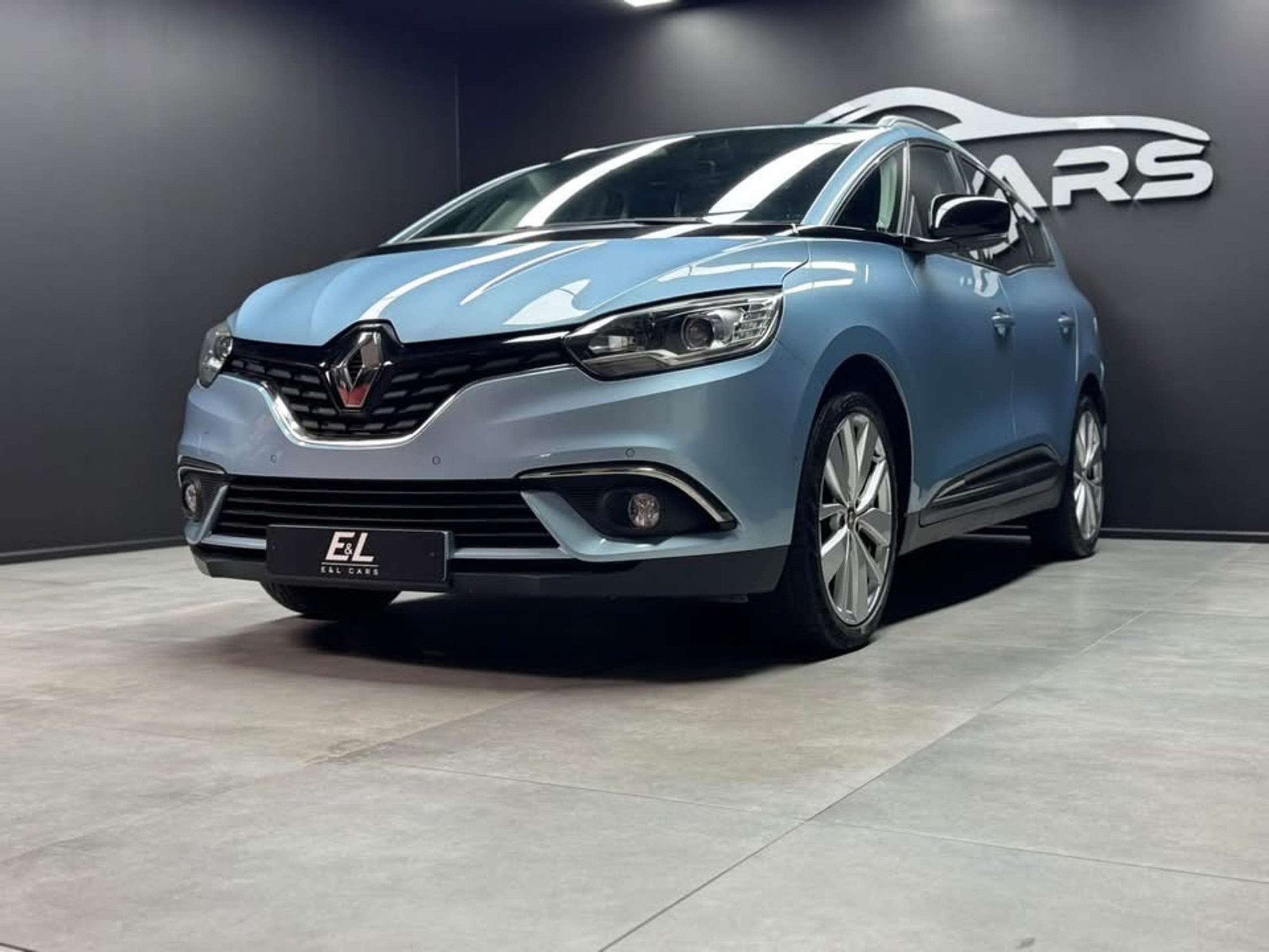 Renault Grand Scénic Grand Scénic 1.33 TCe Limited 7 place, Auto's, Stof, Gebruikt, 7 zetels, Handgeschakeld