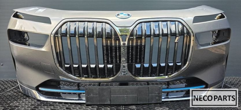BMW 7 G70 VOORBUMPER COMPLEET ORIGINEEL ALLES LEVERBAAR!!!, -, Utilisé, Avant, -