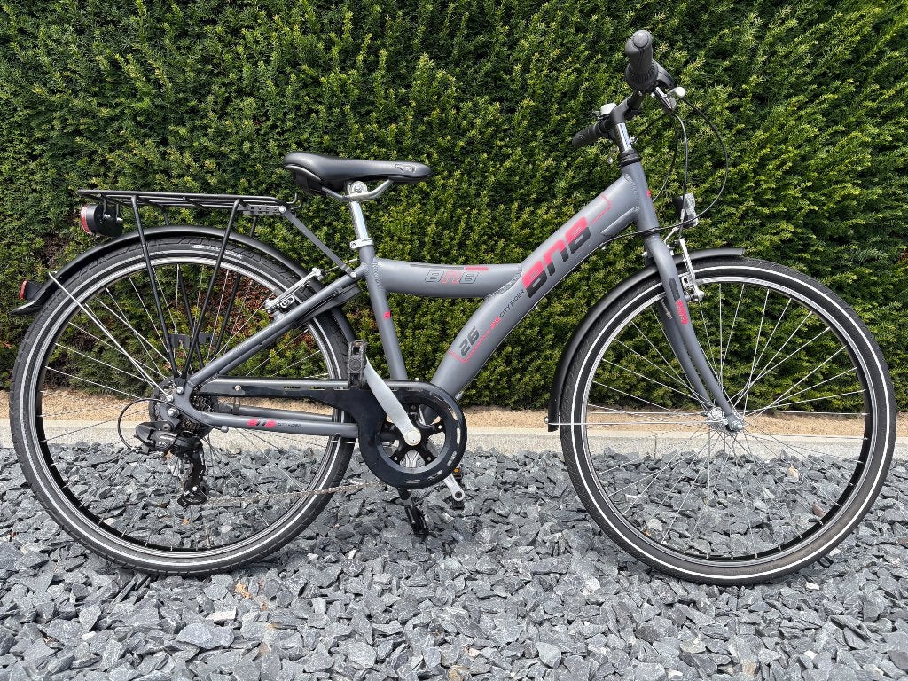 Jongensfiets 26 inch BNB Bike nieuwstaat, Fietsen en Brommers, Ophalen, 24 inch, Velgrem, Zo goed als nieuw