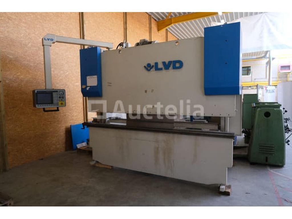 Presse plieuse LVD PP 170/30 MNC 95, Articles professionnels