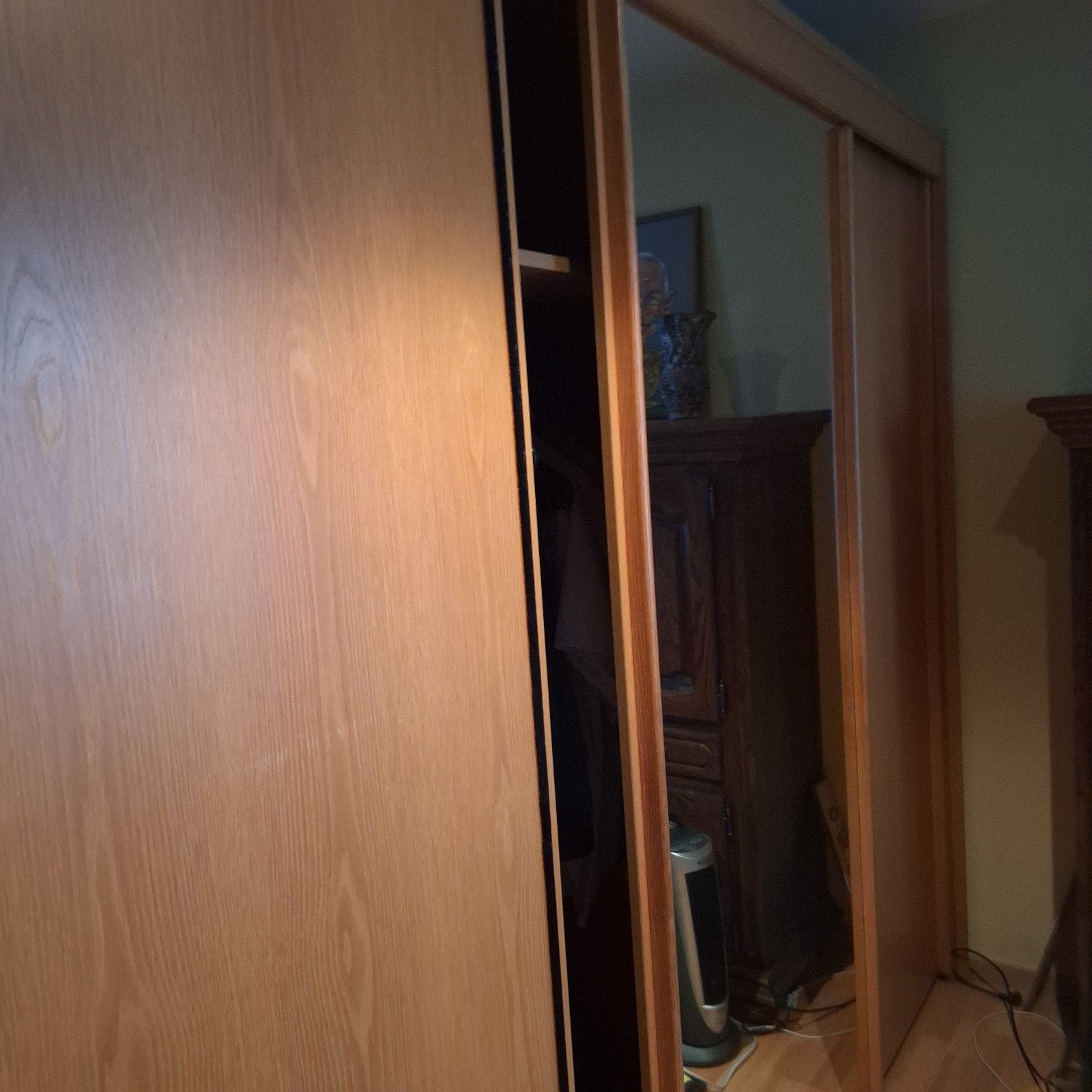 Armoire avec miroir de 3 m x 0,70 m à 3 portes,, Maison & Meubles, Enlèvement