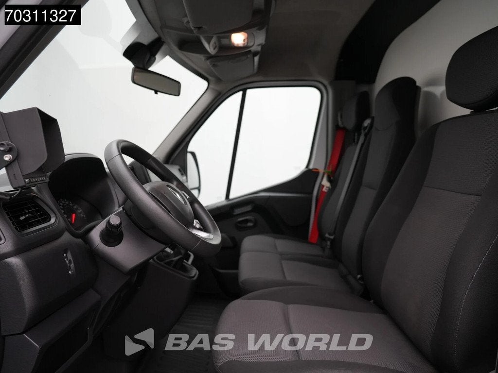 Renault Master 145PK Lowliner Bakwagen LED Navi Airco Cruise, Stof, Gebruikt, 4 cilinders, Renault