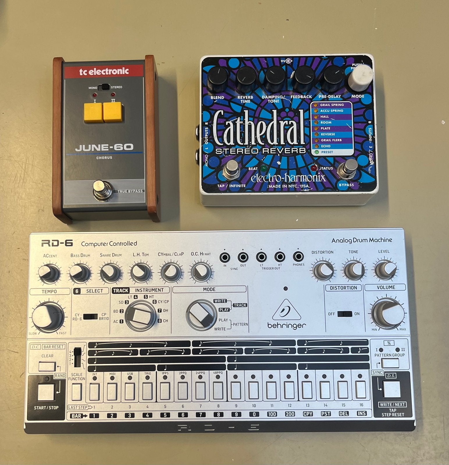 Cathedral stereo reverb , june-60 chorus, Muziek en Instrumenten, Ophalen of Verzenden, Zo goed als nieuw