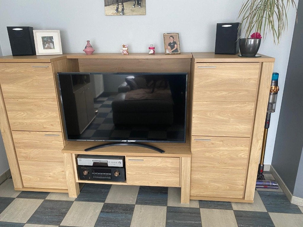 TV Meubel, Ophalen