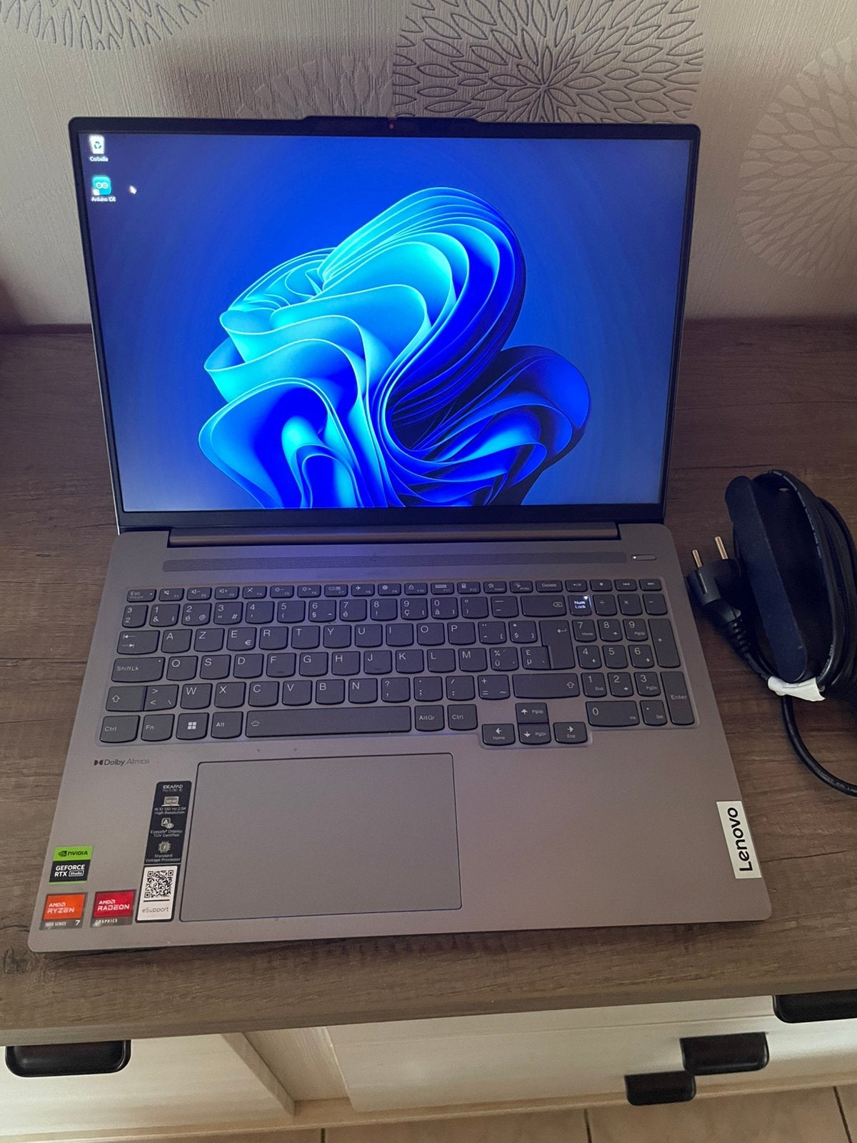 Lenovo IdeaPad Pro 5 16APH8 – Ryzen 7 / RTX 3050 / 16 Go, 16 pouces, Utilisé, Gaming, SSD