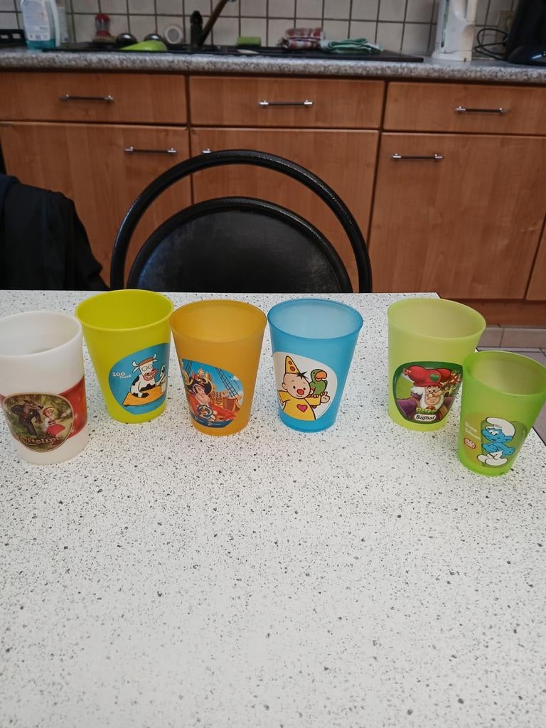 Gobelets pour enfants de 1 euro chacun, Collections, Enlèvement