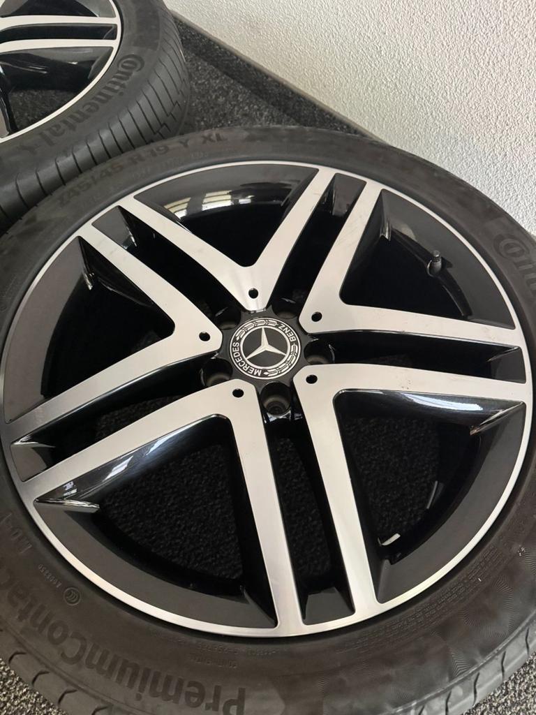 Jantes 19 pouces pour Mercedes Classe V V250 avec pneus ete, Pneus et Jantes, 245 mm, Pneus été, 19 pouces