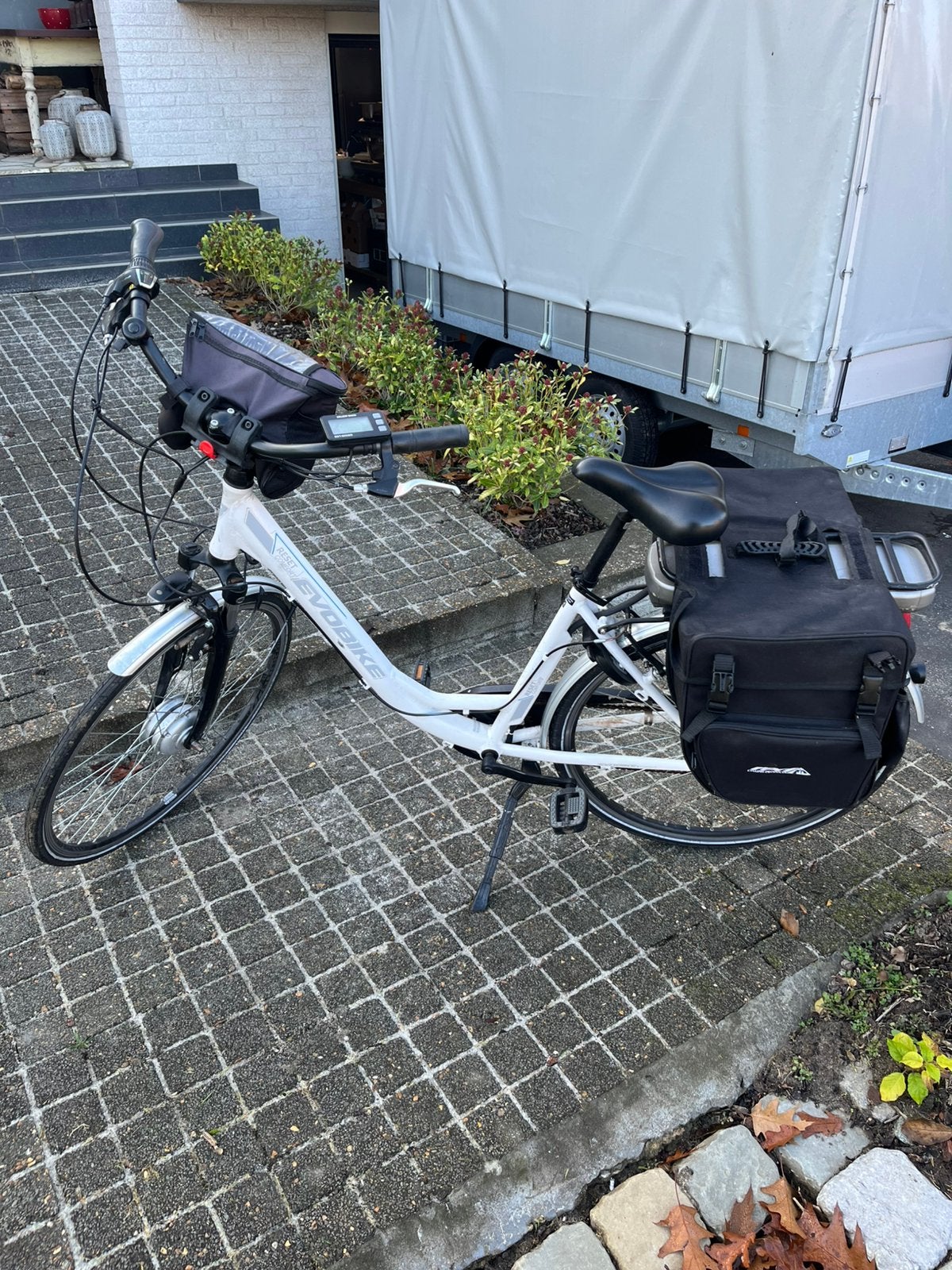 Evobike van Minerva met slechts 3000km, Ophalen, Zo goed als nieuw