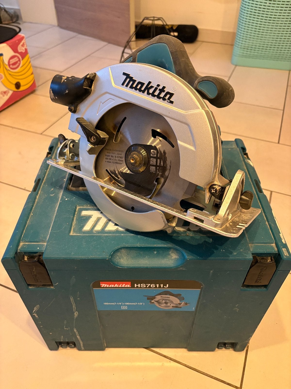 Scie circulaire Makita HS7611J, Enlèvement, Comme neuf, Scie circulaire