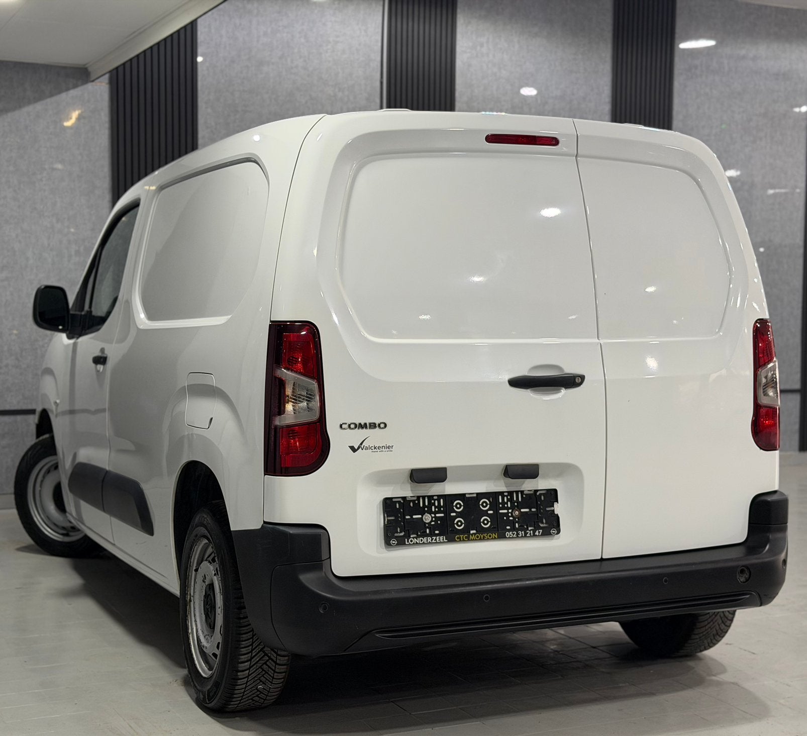 OPEL COMBO 1.5 DIESEL 3 PLACES UTILITAIRE PARFAIT ÉTAT FULL, Autos, Achat, Euro 6, Entreprise, Boîte manuelle