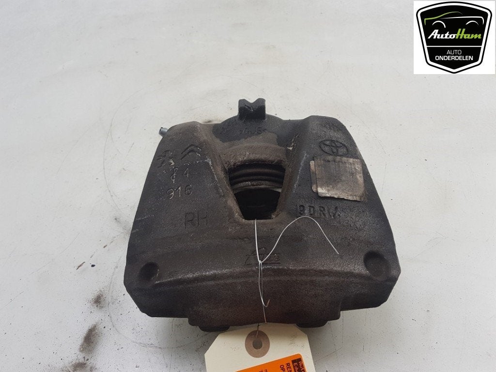 ETRIER DE FREIN AVANT DROIT Opel Vivaro (01-2019/03-2024), Utilisé, Opel