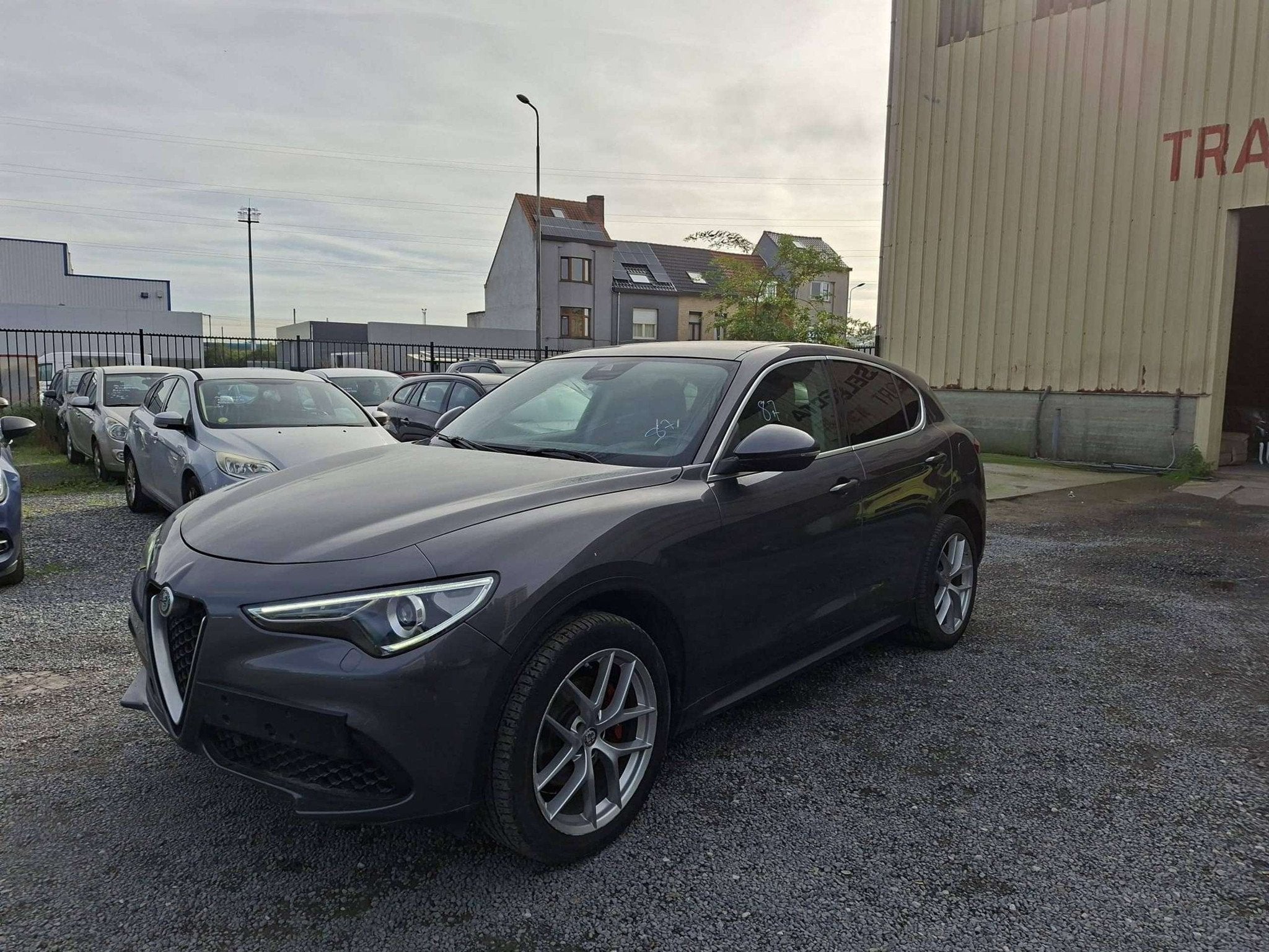 Alfa Romeo Stelvio Stelvio 2.0 T AWD First Edition, Auto's, Automaat, 4 cilinders, Parkeersensor, 5 zetels