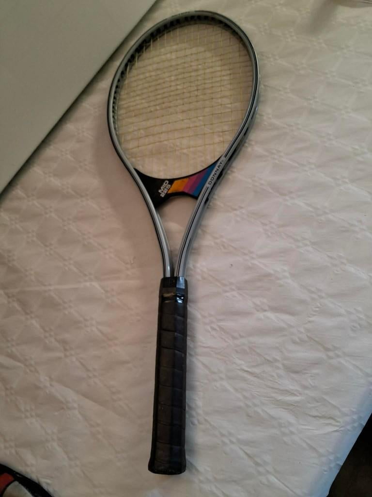 Tennisracket, Enlèvement