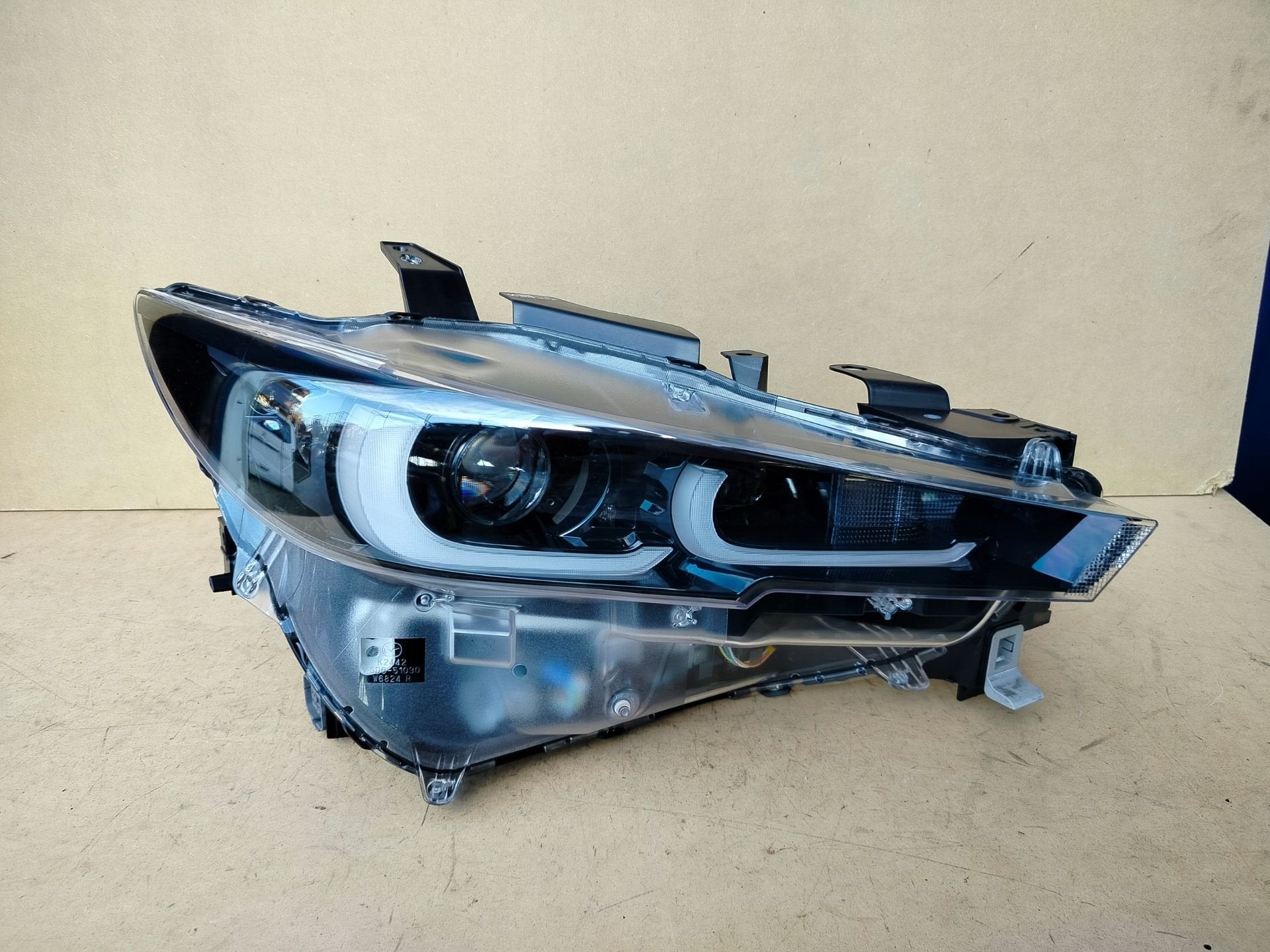 Phare droit Mazda CX5 KSD651030, Shinchi, Fuchu-Cho 3-1
730-8670  Hiroshima, Mazda Motor Corporation, Info@mazda.co.jp, Mazda