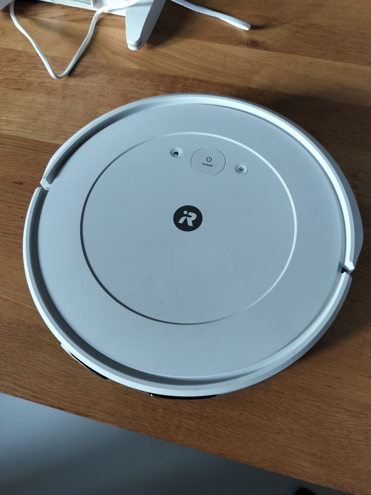 White Roomba combo 2 essential zo goed als nieuw!, Stofzak, IRobot, Bedienbaar via app, Ophalen of Verzenden