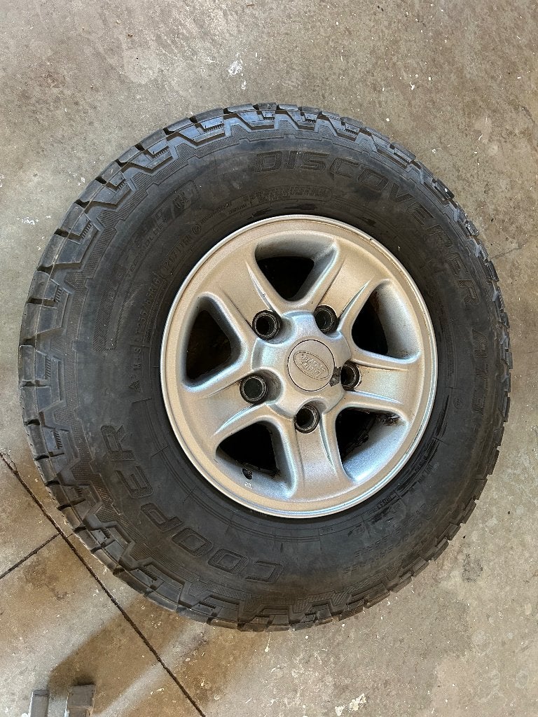Defender 16" Boost velgen met band, 16 pouces, Enlèvement, Véhicule tout-terrain, Jante(s)