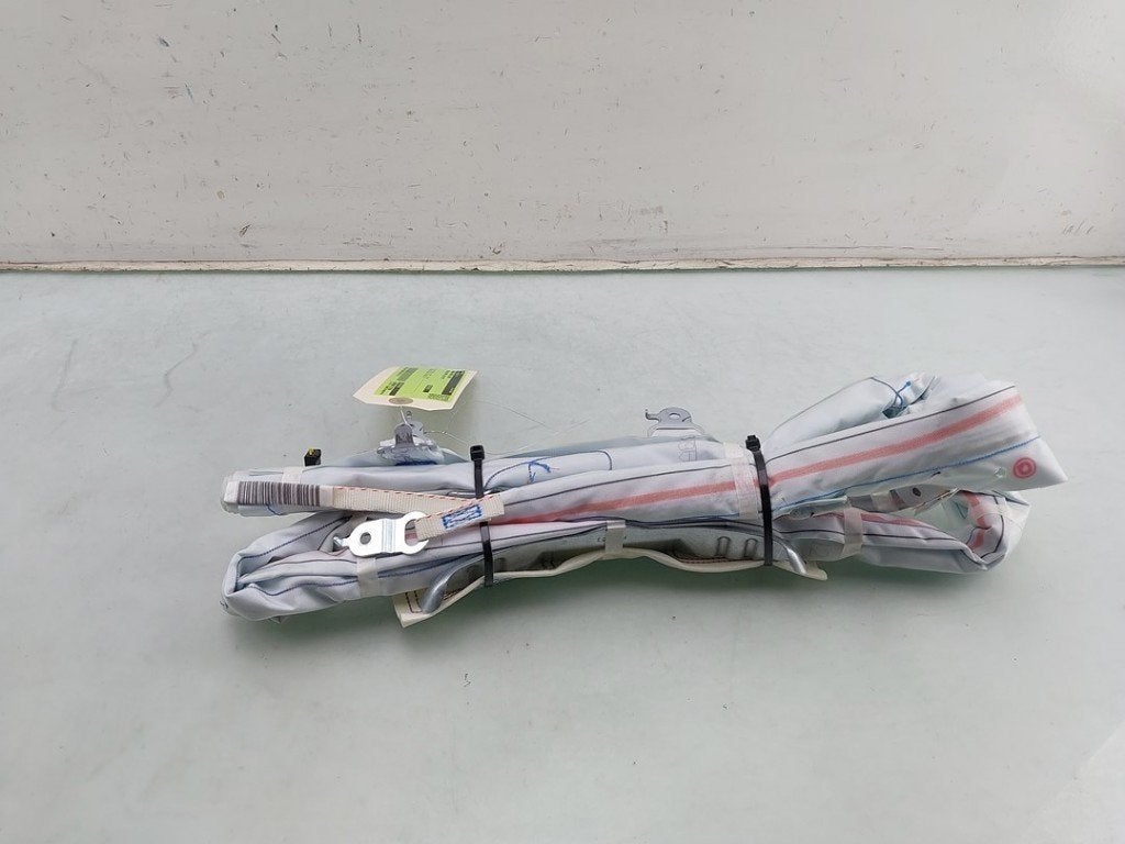 AIRBAG DAK LINKS Suzuki Swift (ZA / ZC / ZD) (|7649068L00|), Suzuki-Allee 7
64625  Bensheim, DE, Gebruikt, Suzuki Deutschland GmbH