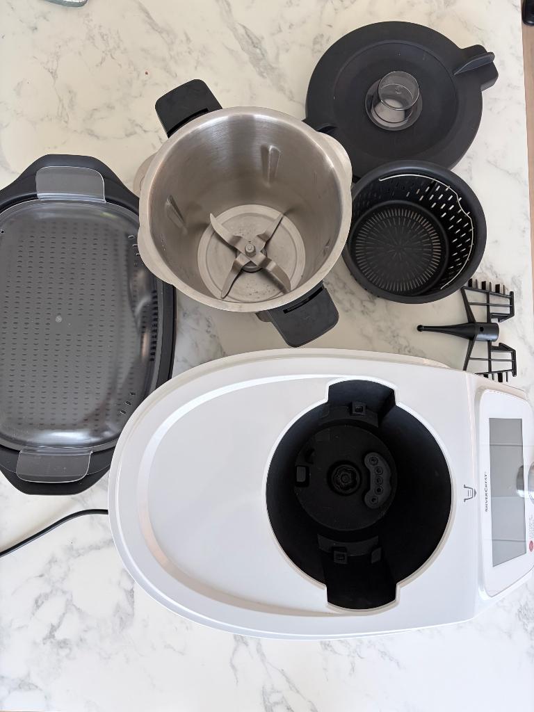 Monsieur Cuisine Connect, Ophalen, 4 liter of meer, 3 snelheden of meer, Zo goed als nieuw