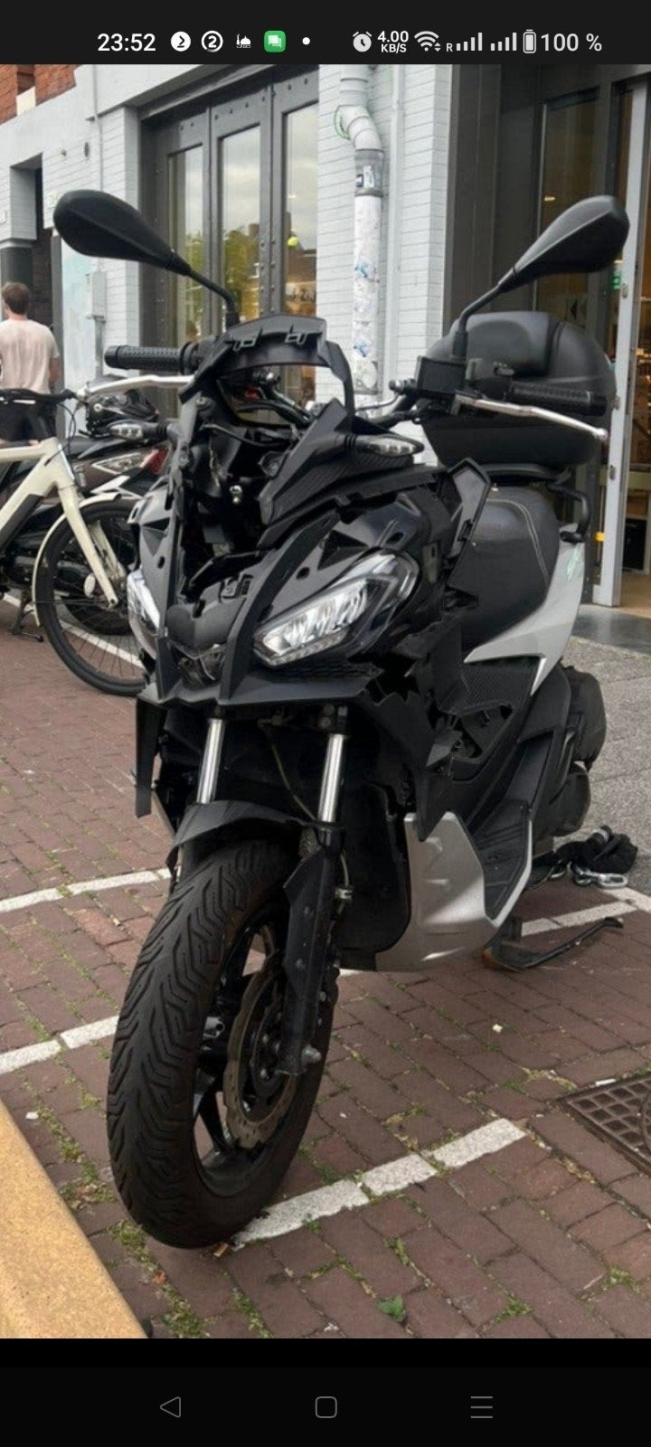Aprilia sr gt 200 accident, Scooter, Occasion, Permis Moto A1 minimum, Particulier