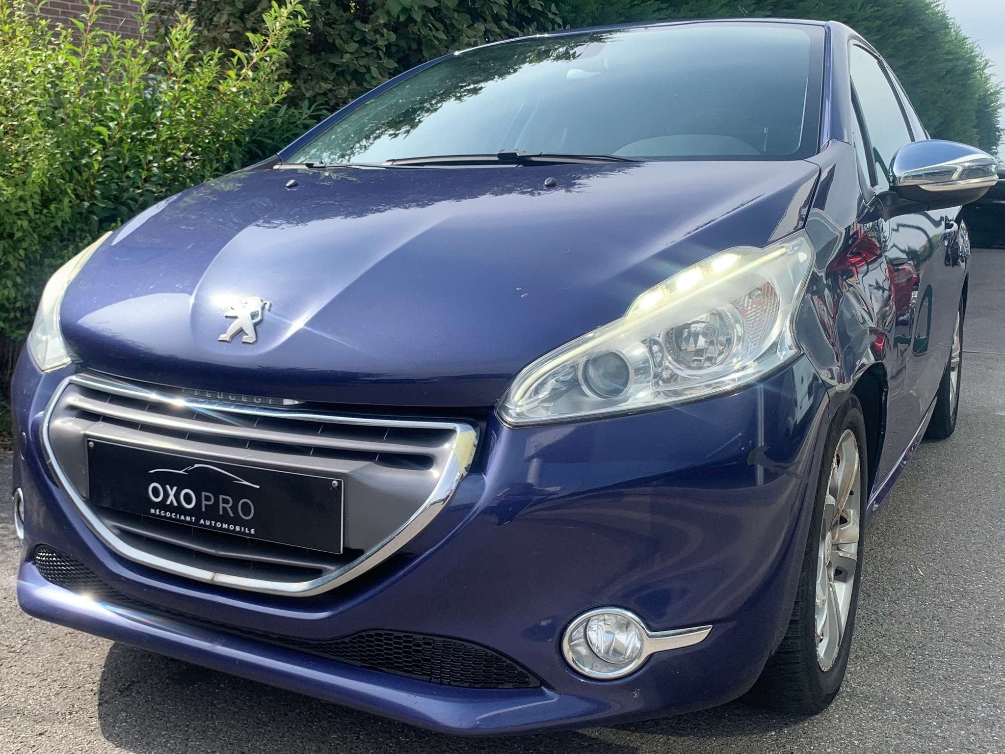 Peugeot 208 1.6i Essence 120CV / Allure / Gps / Cuir / Clim, Cuir, Euro 5, Achat, Entreprise
