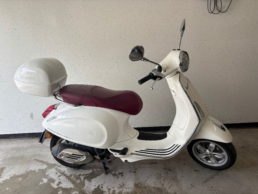 Vespa Primavera 50CC, Fietsen en Brommers, Ophalen, Gebruikt, Overige modellen, Klasse B (45 km/u)