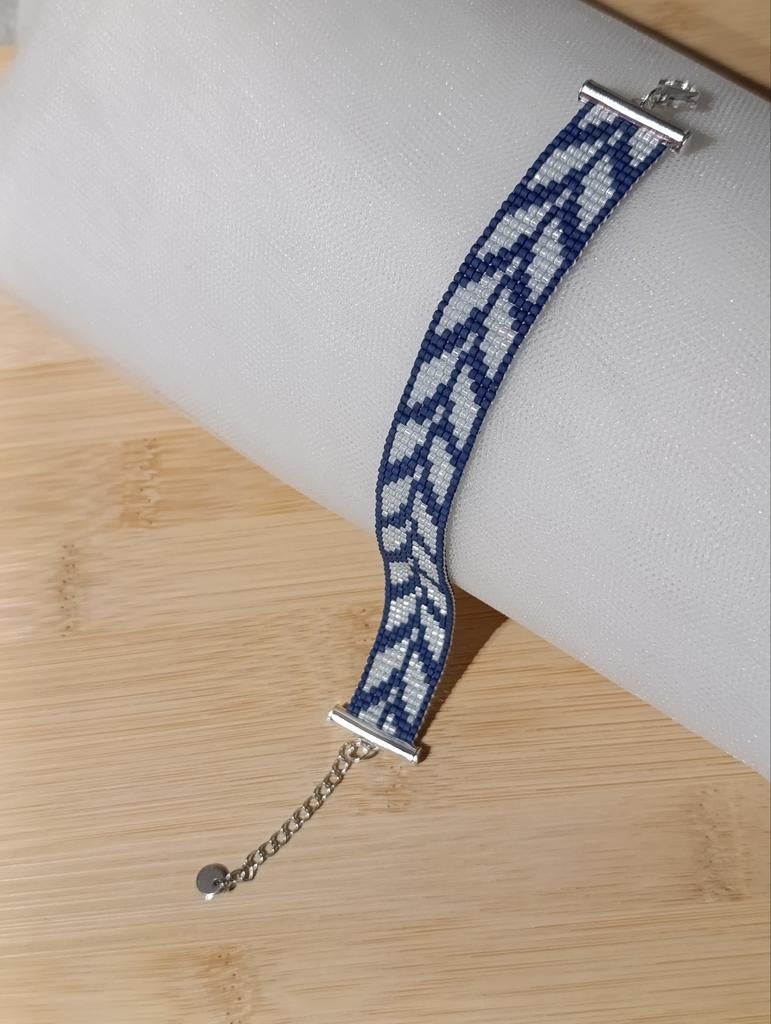 Bracelet femme tissage de perles blanc et bleu ajustable, Verzenden, Zo goed als nieuw, Blauw, Met bedels of kralen