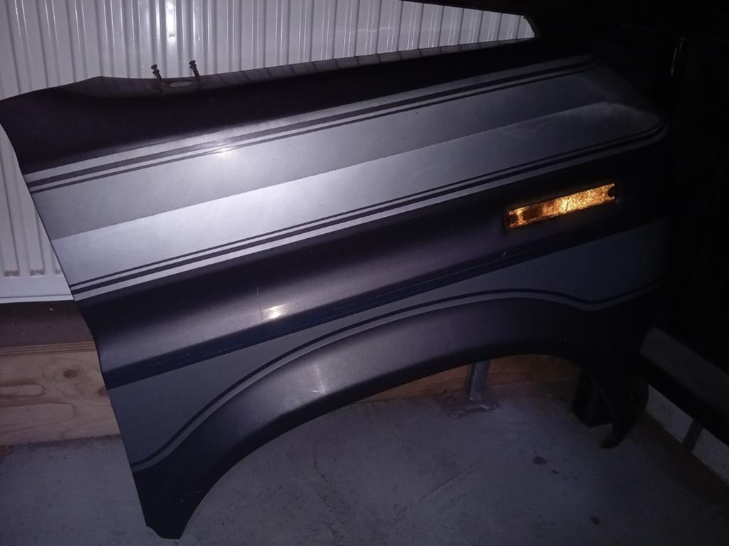 Spatbord Ford Econoline 1990 rechts Voor, Ophalen, Voor, Ford USA, Spatbord