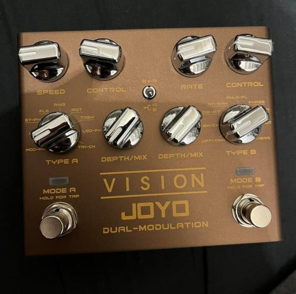 Joyo Vision R09 dual modulation pedal, Muziek en Instrumenten, Effecten, Zo goed als nieuw, Chorus, Multi-effect, Ophalen of Verzenden