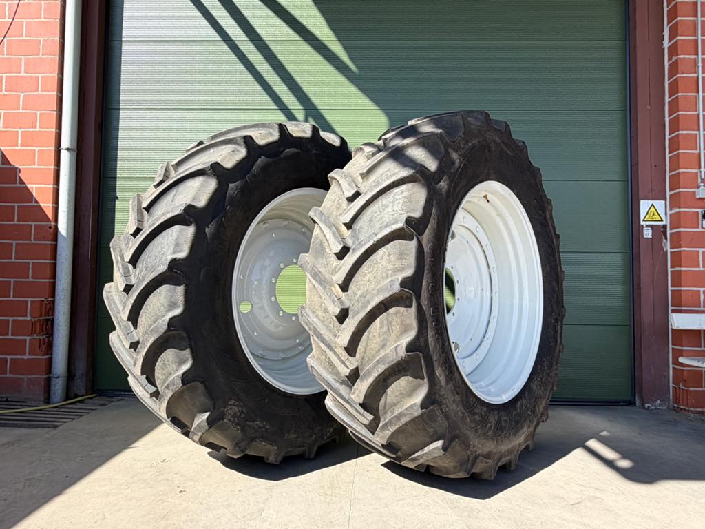 New Holland Continental 650/65R42, Ophalen