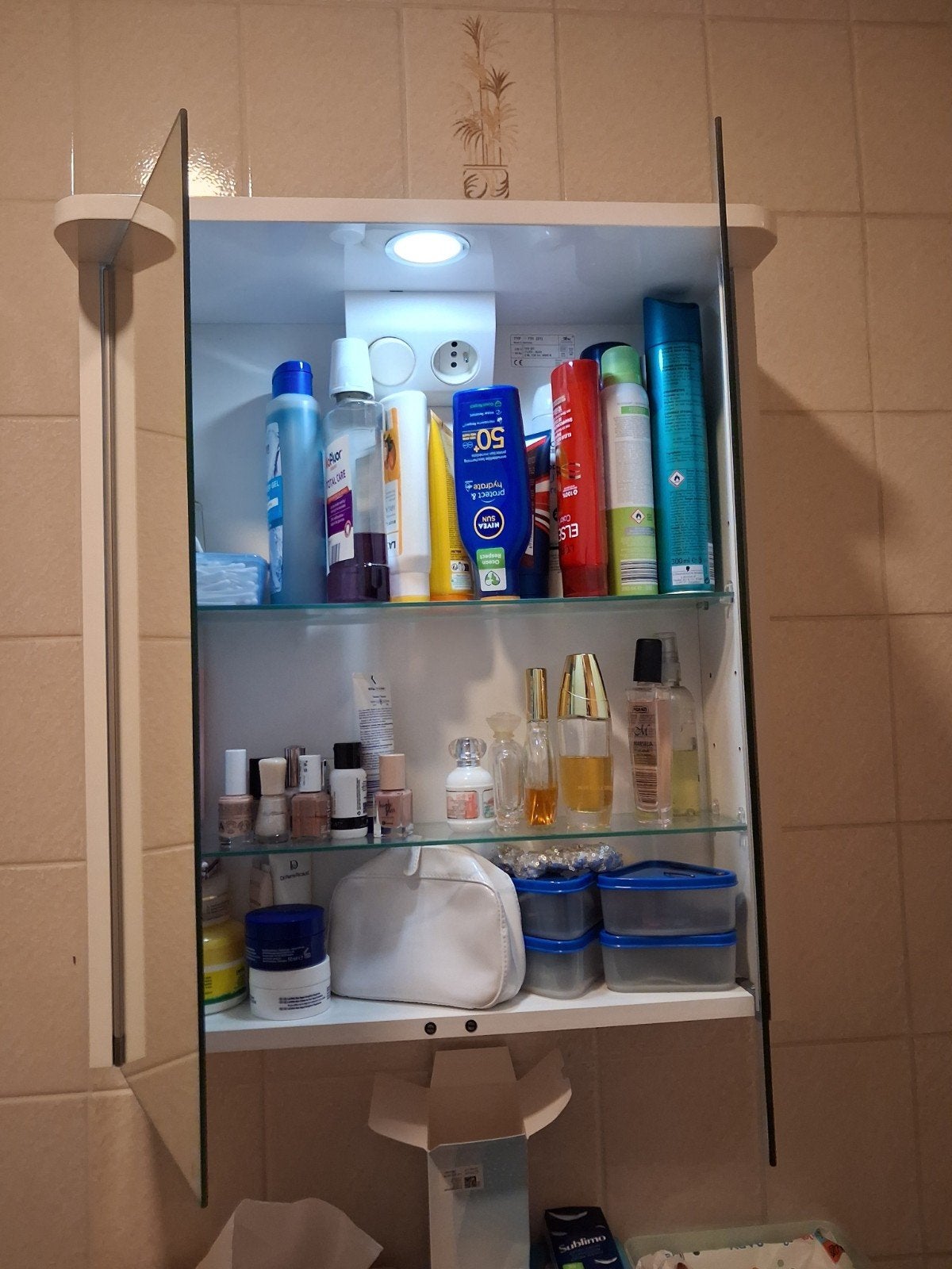 Badkamerkastje., Huis en Inrichting, Ophalen