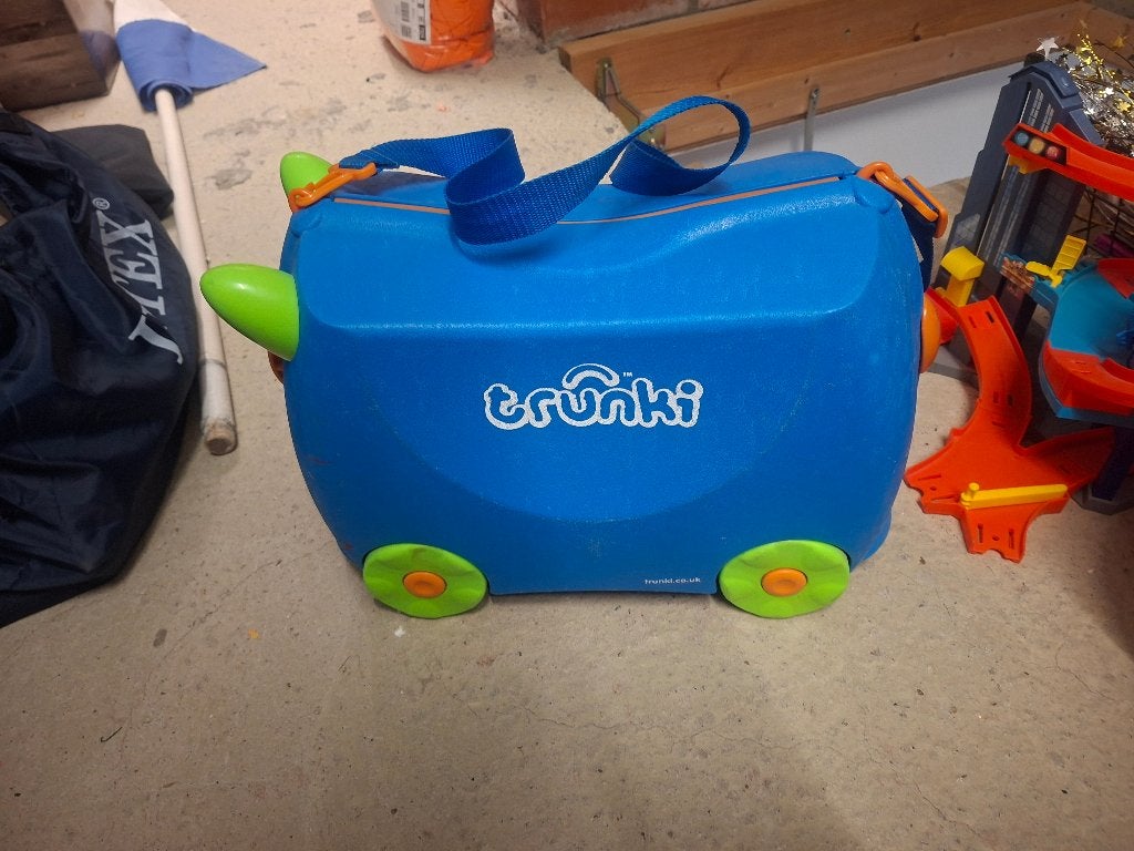 Reiskoffer trunky, Wieltjes, Gebruikt, Hard kunststof, Minder dan 50 cm
