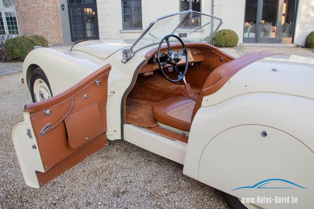 Jaguar XK 120 Open Top Speedster (OTS) LHD 1951 / OLDTIMER, Auto's, Jaguar, XK, Achterwielaandrijving, Cabriolet, Wit