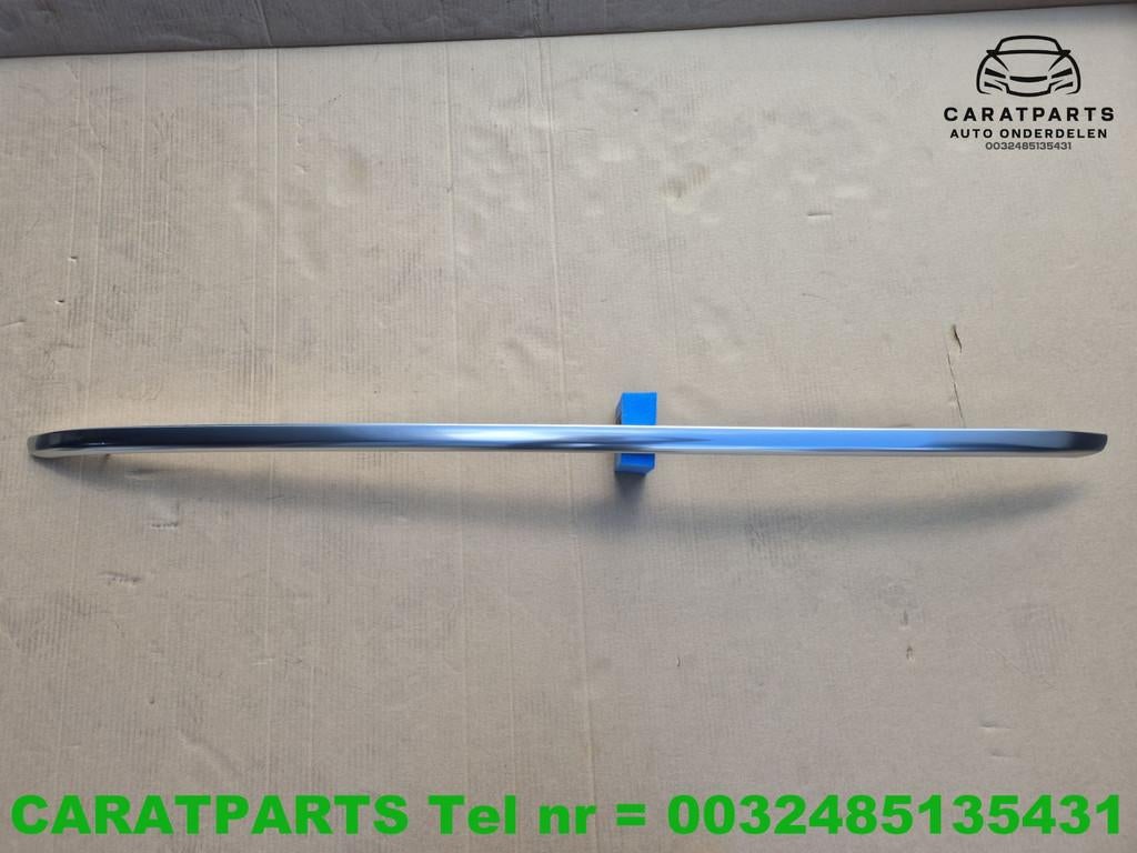 89A860021A Audi Q4 dakreling Q4 e tron dakrail q4 e tron, Gebruikt, AUDI AG, Auto-Union-Strasse 1
85045  Ingolstadt, DE, Audi