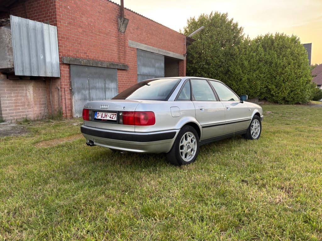 Audi 80 2.8 V6, foto 4