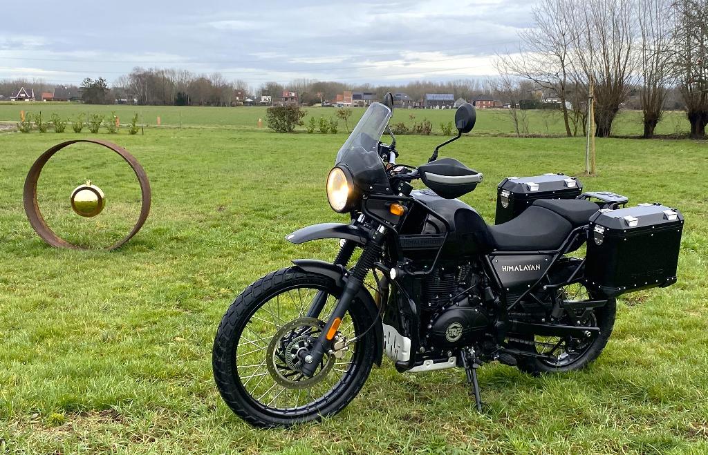 Royal Enfield Himalayan 411 Granite Black, 411 cc, Gebruikt, Particulier, Toermotor