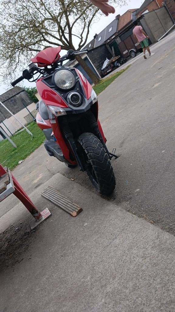 Sym crox 50cc a klasse, Vélos & Vélomoteurs, Enlèvement ou Envoi