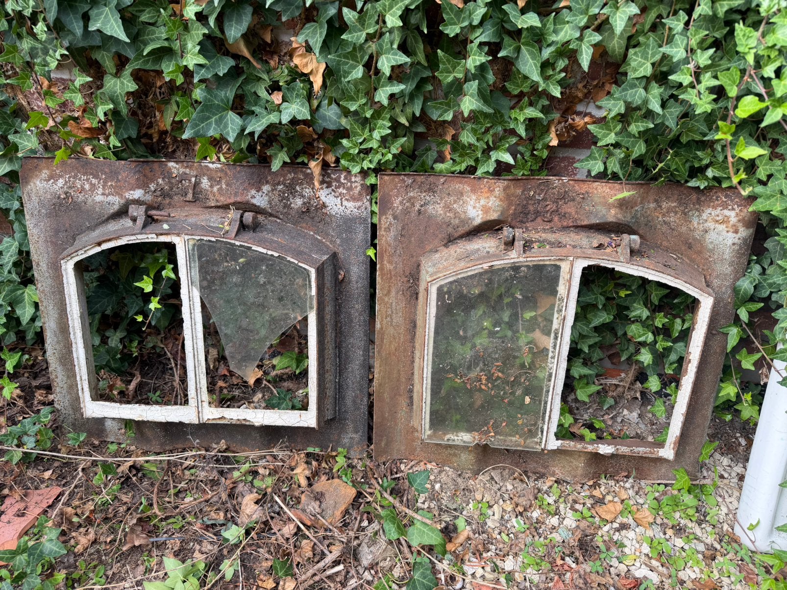 Koppel antieke dakramen / stalramen, Doe-het-zelf en Bouw, Ophalen, Gebruikt, Dakraam