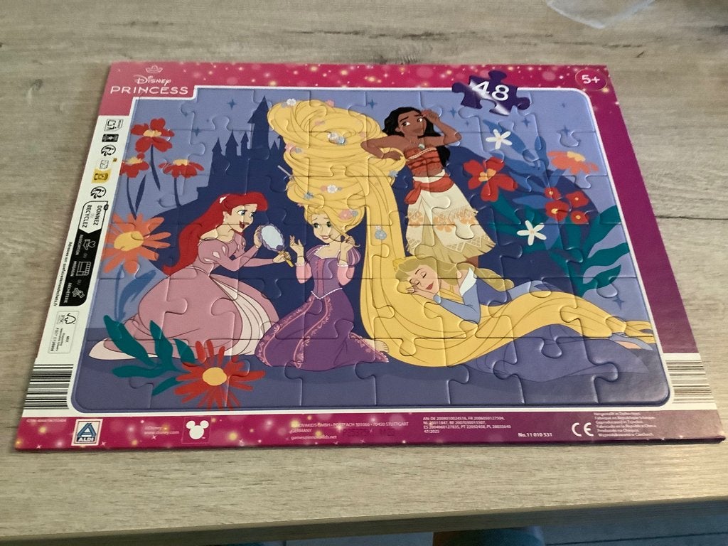 Puzzle Disney Princesses (48 pièces), Enlèvement ou Envoi, 10 à 50 pièces, Comme neuf, 4 à 6 ans