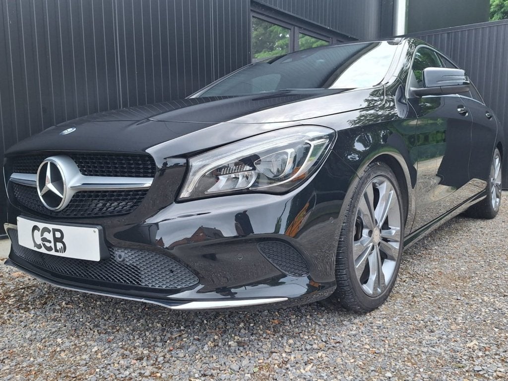 Mercedes-Benz CLA180 - Automaat - CARE-FREE PACK GRATIS, Auto's, CLA, 4 cilinders, 0 kg, Leder en Stof